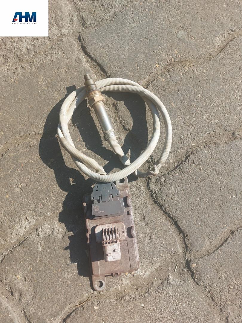 Датчик NOx Scania R 3 поколение 2015, 12.7 л., DC 13.147, дизель, АКПП, белый, правый руль, 2294290, 2296800, 2247380, 2064768, 1928158, 2025142 - фото №1