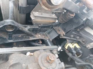 усилитель бампера переднего Volvo FH 3 поколение 2014, АКПП, белый, правый руль, 21767732