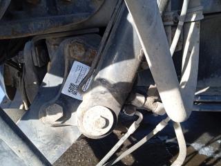 кронштейн опорный цилиндра подъёма кабины Scania R 3 поколение 2015, 12.7 л., DC 13.147, дизель, АКПП, белый, правый руль, 1846302