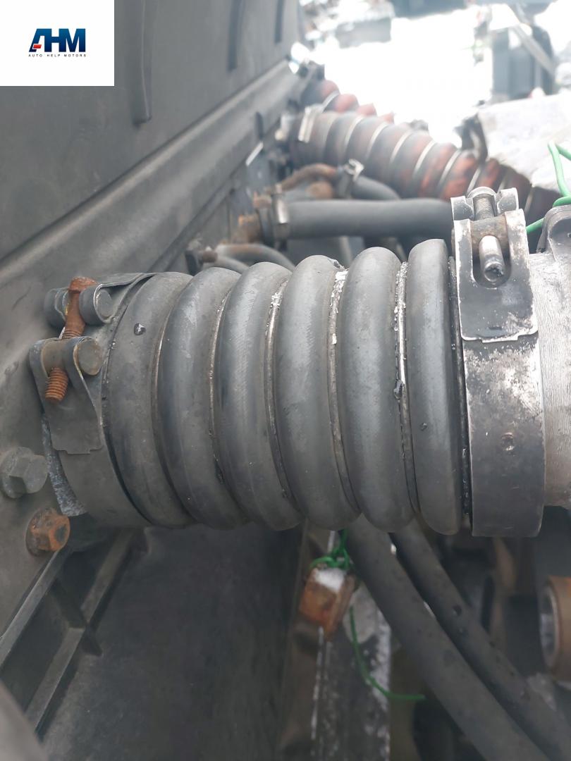 патрубок интеркулера Scania R 3 поколение 2011, 12.7 л., DC 13.10, дизель, АКПП, белый, 2057833, 1796393 - фото №1