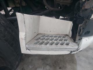 Подножка кабины Volvo FH 3 поколение 2014, АКПП, белый, правый руль, 21344649, 82859306, 21392187