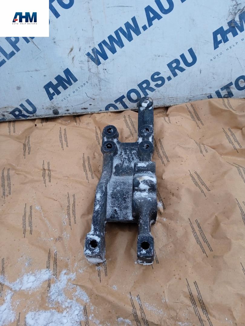 кронштейн (крепление) Mercedes-Benz Actros 4 поколение (MP4) 2014, зеленый, грузовик, A96033108147390, A9603310814, 9603310814 - фото №1