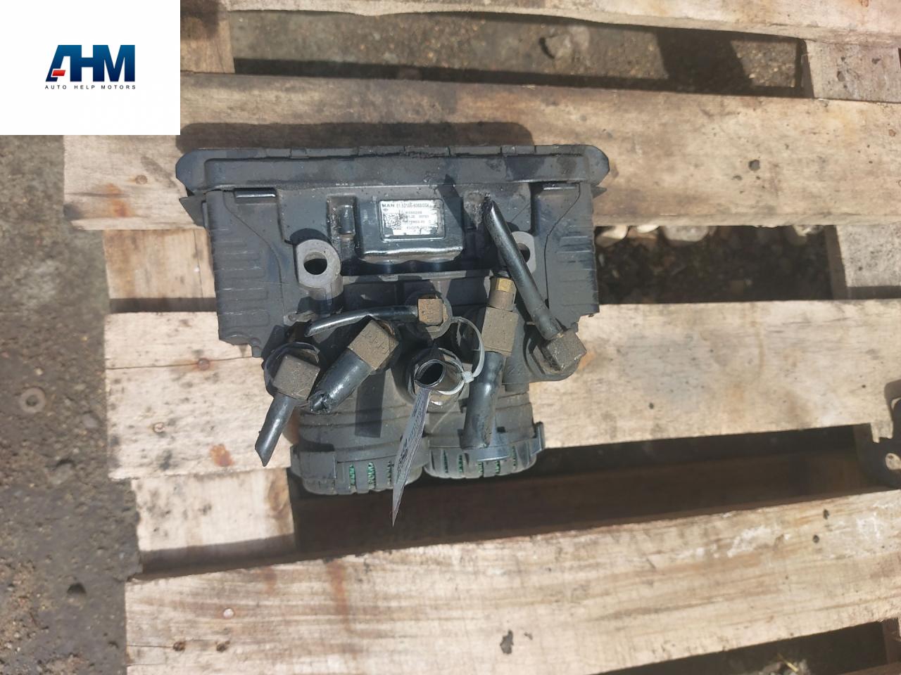 кран модулятор EBS MAN TGS 1 поколение 2017, 12.4 л., D 2676 LF 51, дизель, АКПП, белый, правый руль, 81521066068, 81521069068, K050209N04, K050209, K050209N50 - фото №1