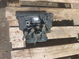 кран модулятор EBS MAN TGS 1 поколение 2017, 12.4 л., D 2676 LF 51, дизель, АКПП, белый, правый руль, 81521066068, 81521069068, K050209N04, K050209, K050209N50