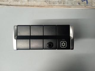 кнопка (выключатель) Mercedes-Benz Actros 4 поколение (MP4) 2015, 12.8 л., OM 471.900, дизель, белый, правый руль, A9605400246, A0125456307