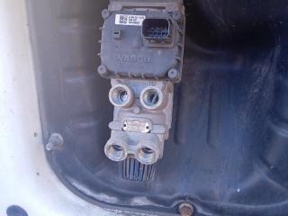 цилиндр тормозной главный Mercedes-Benz Actros 4 поколение (MP4) 2014, 12.8 л., OM 471.900, дизель, белый, правый руль, A0044311406, A0044313306, 4800030300