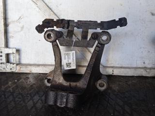 кронштейн двигателя Mercedes-Benz Actros 4 поколение (MP4) 2014, 12.8 л., OM 471.900, дизель, белый, правый руль, A4712232004, A4712232604