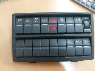 кнопка (выключатель) MAN TGS 1 поколение 2017, 12.4 л., D 2676 LF 51, дизель, АКПП, белый, правый руль, 81255036686, 81255036847, 81255036499, 81255036496, 81255036700, 81255036674, 81255036541, 81255036542, 81259070317, 81255056919, 81255056908