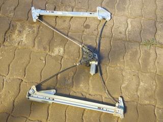 стеклоподъемник Mercedes-Benz Actros 4 поколение (MP4) 2014, 12.8 л., OM 471.900, дизель, белый, правый руль, A9607201246