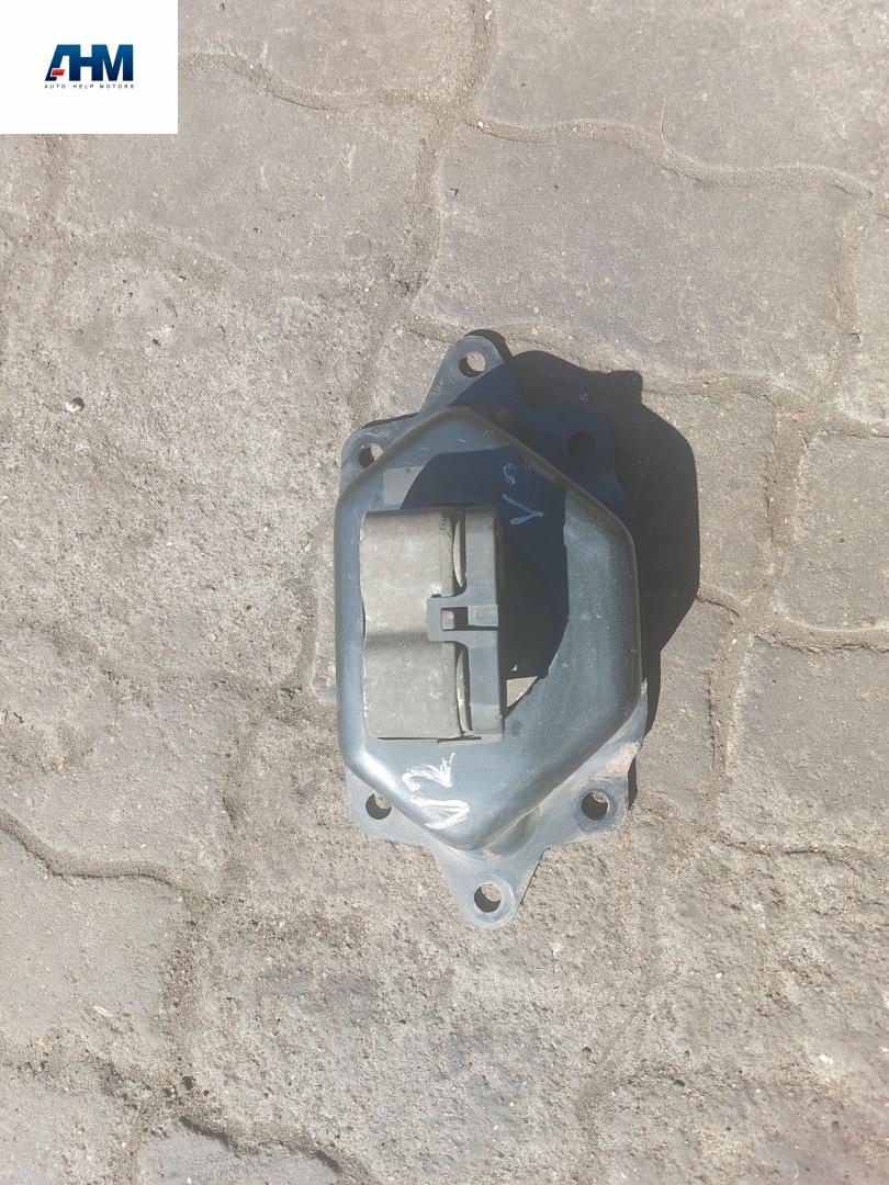 подушка крепления двигателя Volvo FH 3 поколение 2014, АКПП, белый, правый руль, 21416525 - фото №1