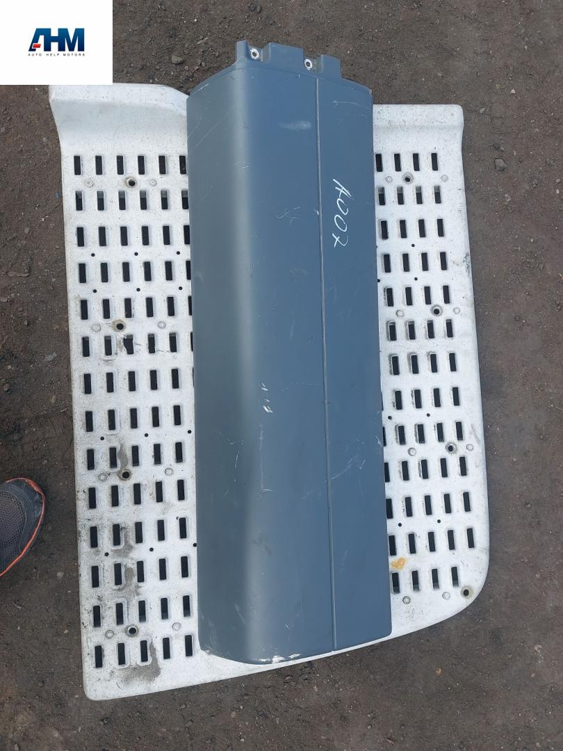 крыло MAN TGS 1 поколение 2017, 12.4 л., D 2676 LF 51, дизель, АКПП, белый, правый руль, 81612100618, 81615100288 - фото №1