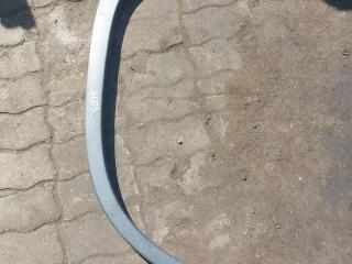 накладка колесной арки левый Volvo FH 3 поколение 2014, АКПП, белый, правый руль, 84096591