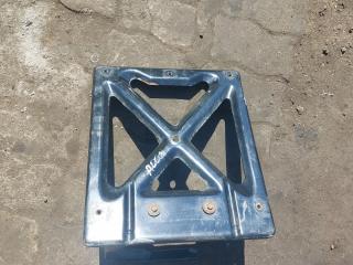 крепление ( кронштейн ) крыла Volvo FH 3 поколение 2014, АКПП, белый, правый руль, 82271846, 82158062, 84228536