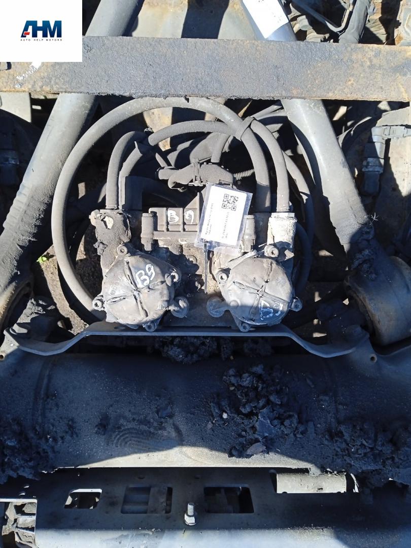 кран модулятор EBS Mercedes-Benz Actros 4 поколение (MP4) 2014, 12.8 л., OM 471.900, дизель, белый, правый руль, 4801060040, A0004296424, 4801063010 - фото №1