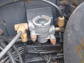 клапан ограничения давления Scania R 3 поколение 2013, 12.7 л., DC 13.111, дизель, МКПП, белый, правый руль, 1371429