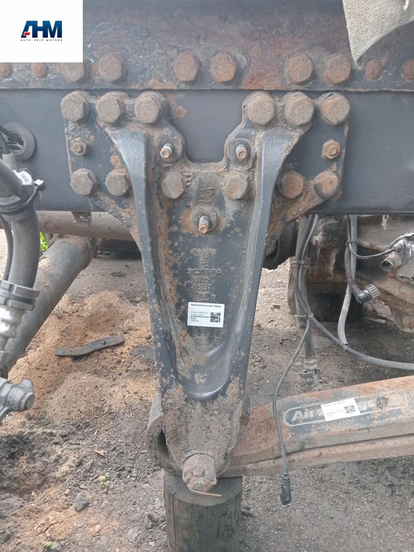 кронштейн рессоры задней Scania R 3 поколение 2013, 12.7 л., DC 13.111, дизель, МКПП, белый, правый руль, 1799578 - фото №1