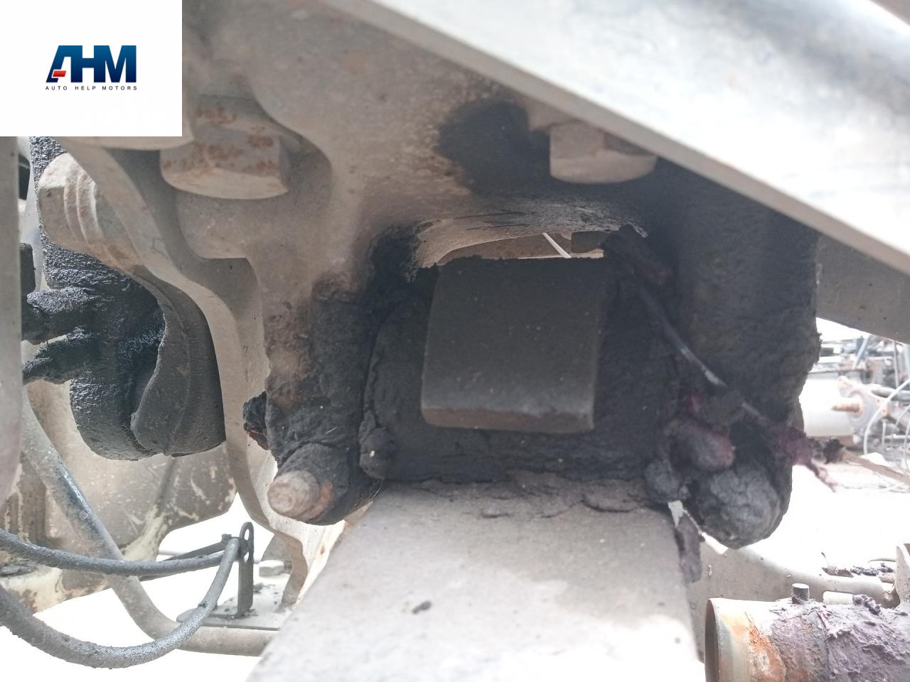 кронштейн рессоры Scania R 3 поколение 2013, 12.7 л., DC 13.111, дизель, МКПП, белый, правый руль, 1785814 - фото №1