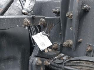 кронштейн (крепление) Scania R 3 поколение 2013, 12.7 л., DC 13.111, дизель, МКПП, белый, правый руль, 1879070