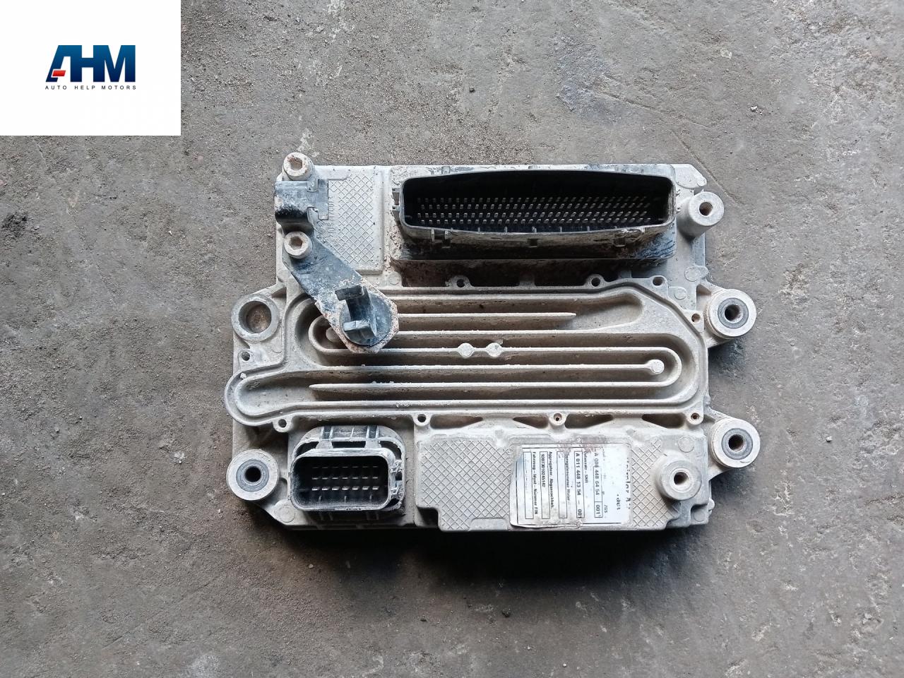 блок управления AdBlue Mercedes-Benz Actros 4 поколение (MP4) 2014, 12.8 л., OM 471.900, дизель, белый, правый руль, A4704460054 - фото №1