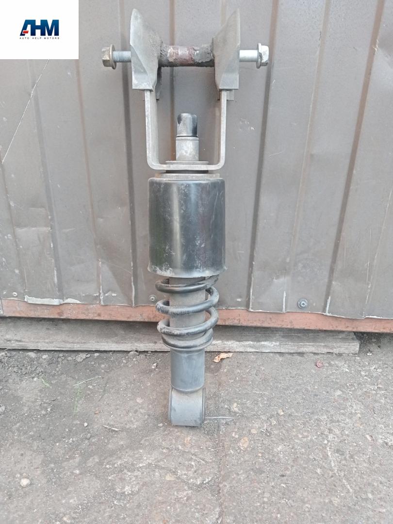 амортизатор кабины Mercedes-Benz Actros 4 поколение (MP4) 2017, om471.926, дизель, МКПП, белый, правый руль, A9613103255 - фото №1