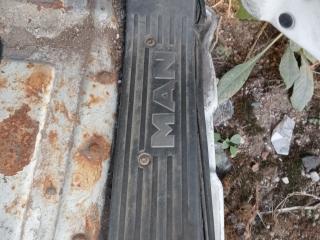 молдинг (накладка кузовная) MAN TGS 1 поколение 2017, 12.4 л., D 2676 LF 51, дизель, АКПП, белый, правый руль, 81615105260