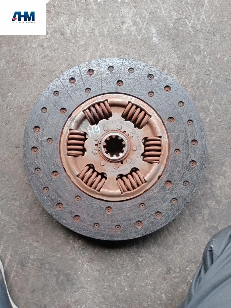 диск сцепления MAN TGX 1 поколение 2016, 12.4 л., D 2676 LF 46, дизель, АКПП, белый, правый руль, 81303019766, 81303010674, 81303019674, 1047839 - фото №1