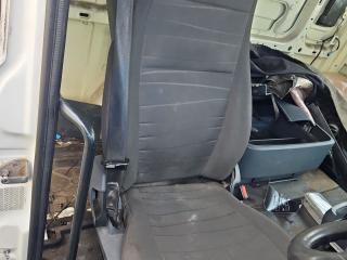 салон (комплект сидений) Scania R 3 поколение 2013, 12.7 л., DC 13.111, дизель, МКПП, белый, правый руль, 2189674