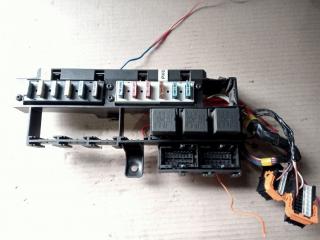 блок предохранителей Volvo FH 3 поколение 2013, 12.8 л., D13C460, дизель, АКПП, красный, правый руль, 21307700