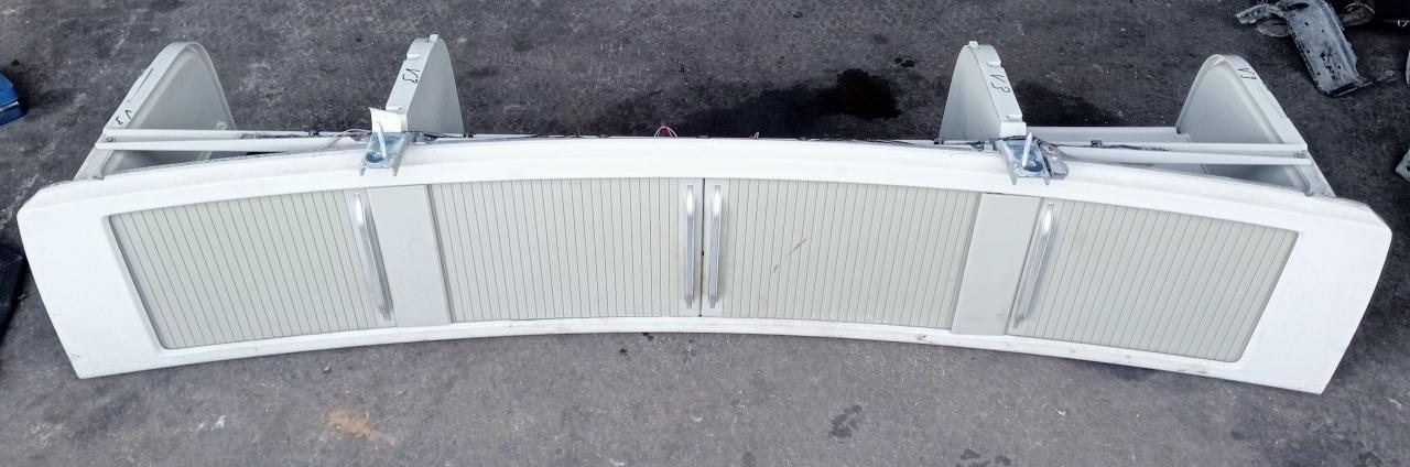 вещевой отсек Volvo FH 3 поколение 2013, 12.8 л., D13C460, дизель, АКПП, красный, правый руль, 82882815 - фото №1