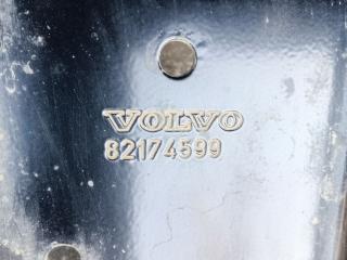 подножка Volvo FH 3 поколение 2013, 12.8 л., D13C460, дизель, АКПП, красный, правый руль, 82174599