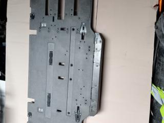 полка спальника Volvo FH 3 поколение 2013, 12.8 л., D13C460, дизель, АКПП, красный, правый руль, 82812830