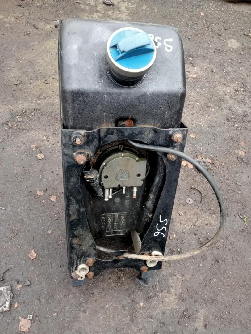 бак AdBlue (мочевины) Scania R 3 поколение 2014, 12.7 л., DC 13.124, дизель, АКПП, белый, правый руль, 2244895, 2244896, 2244897, 2953201 - фото №1