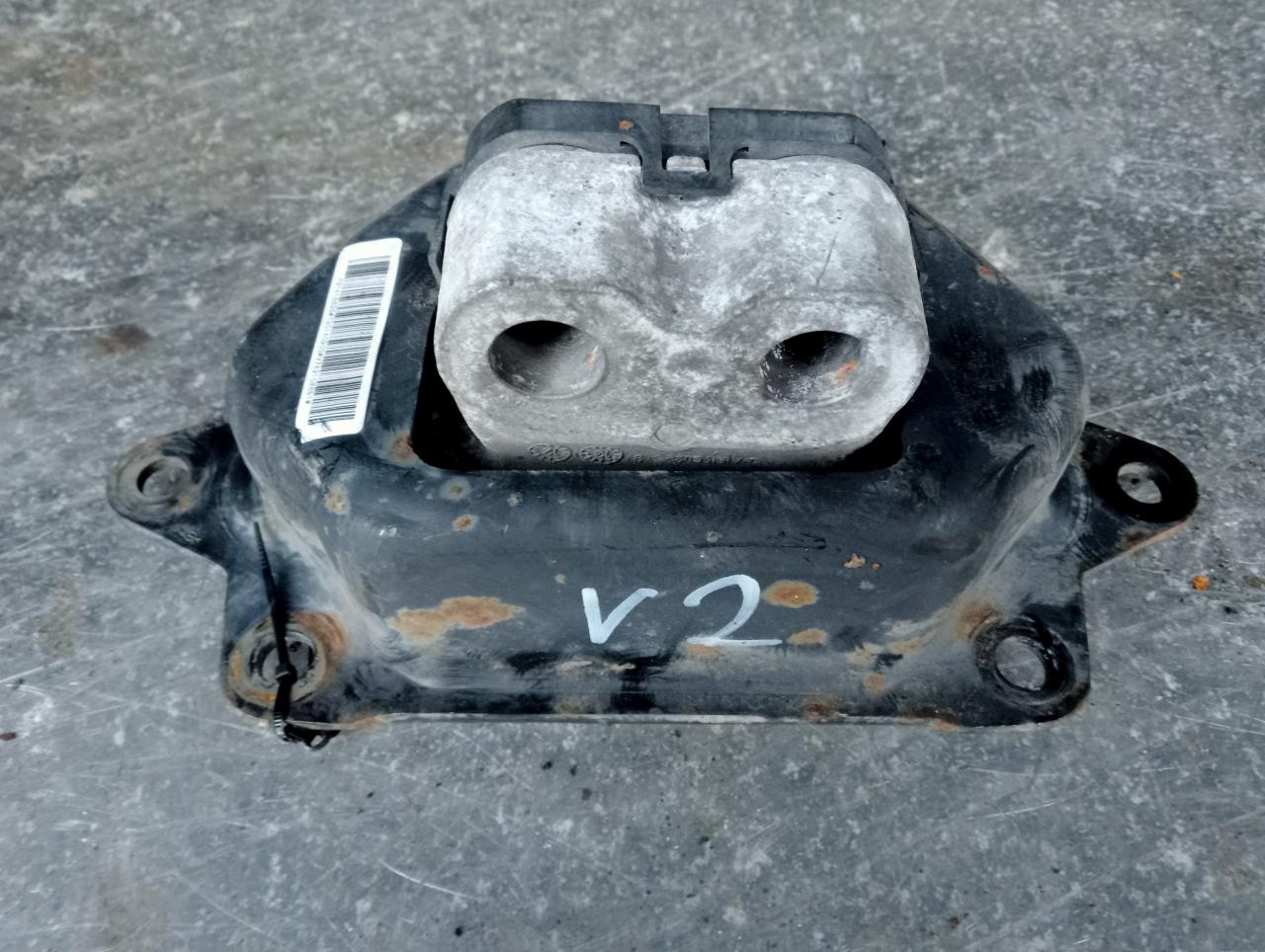 подушка крепления двигателя Volvo FH 3 поколение 2014, АКПП, белый, правый руль, 21416525 - фото №1