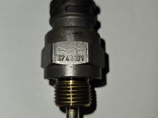 датчик заднего хода (лягушка) Scania G 2 поколение 2010, 12.7 л., DC 13.05, дизель, красный, грузовик, 1743181, 5592701