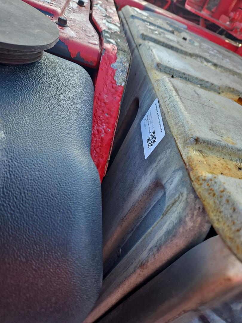 тепловой экран глушителя Volvo FH 3 поколение 2013, 12.8 л., D13C500, дизель, АКПП, белый, правый руль, 21296643 - фото №1