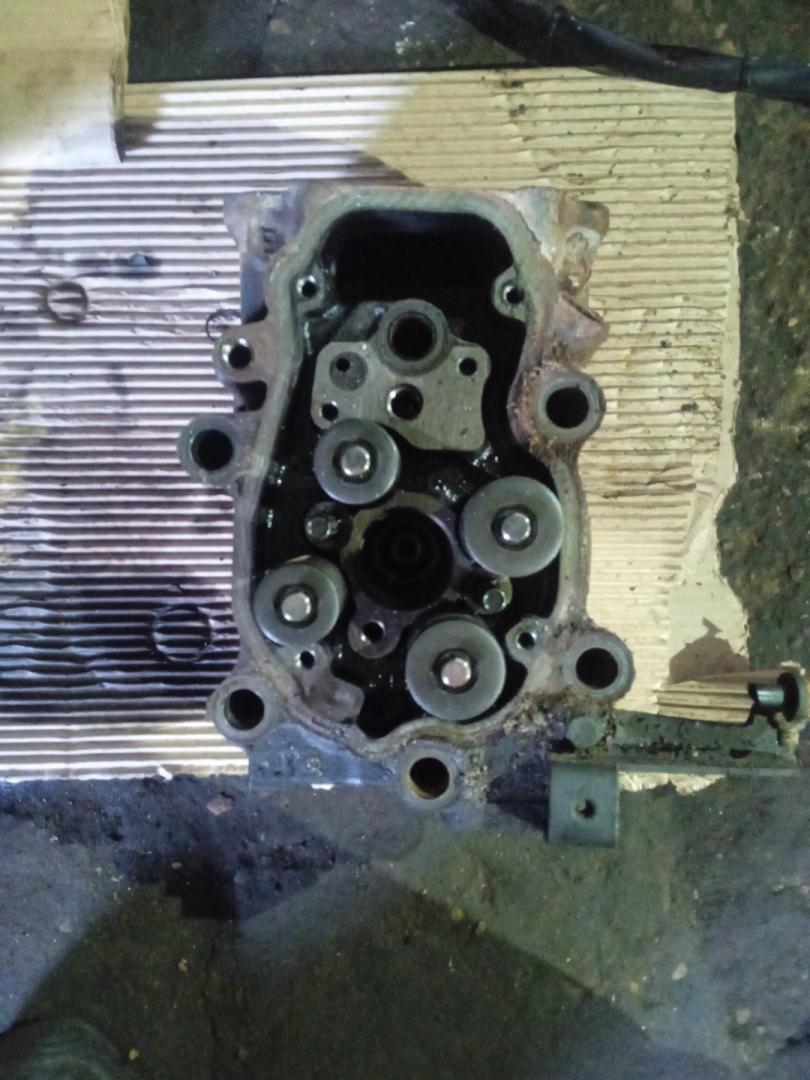 головка блока цилиндров Scania R 3 поколение 2014, 12.7 л., DC 13.124, дизель, АКПП, белый, правый руль, DC13, 2245533, 575999, 2040538 - фото №1