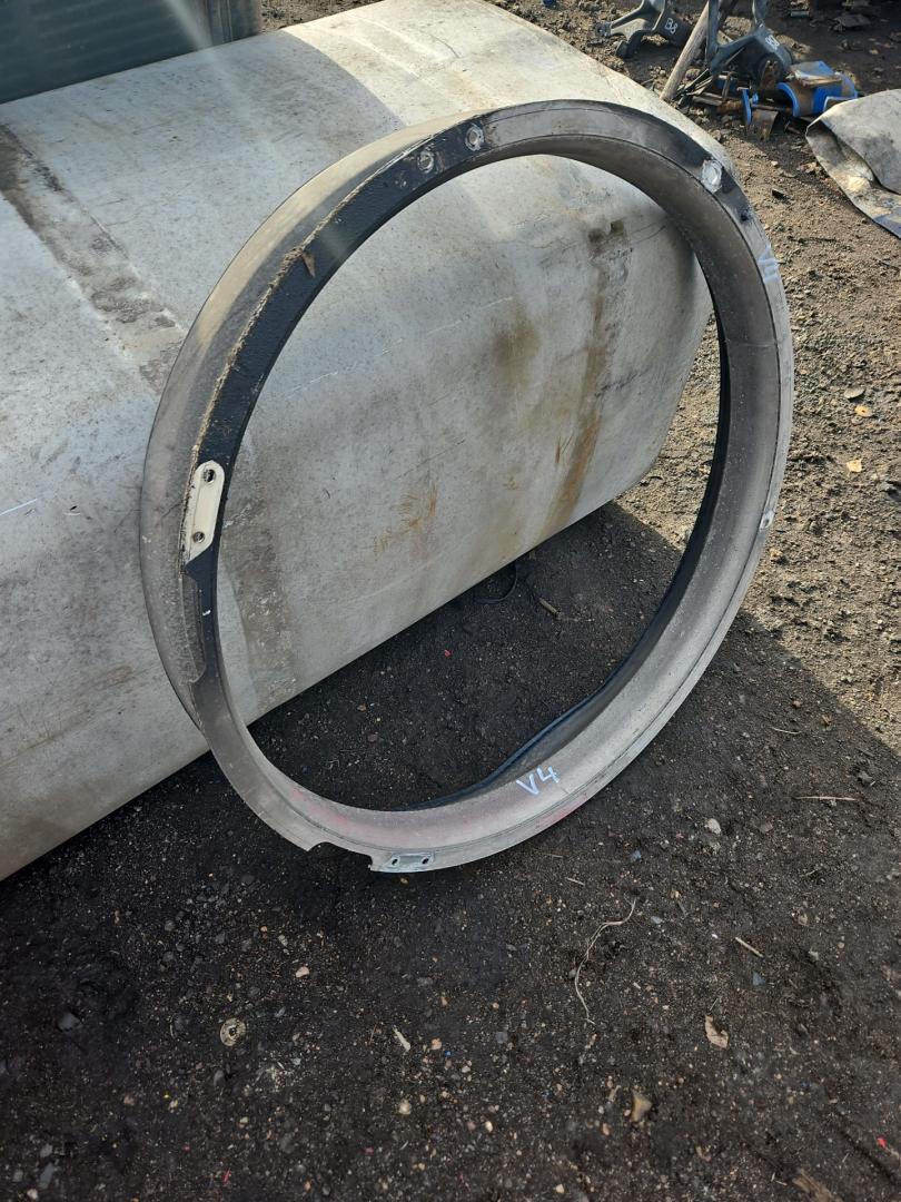 кольцо вентилятора Volvo FH 3 поколение 2013, 12.8 л., D13C500, дизель, АКПП, белый, правый руль, 22134195, 21135716 - фото №1