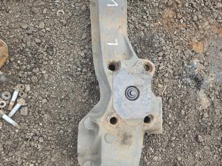 кронштейн пневмоподушки Volvo FH 3 поколение 2014, АКПП, белый, правый руль, 21196819