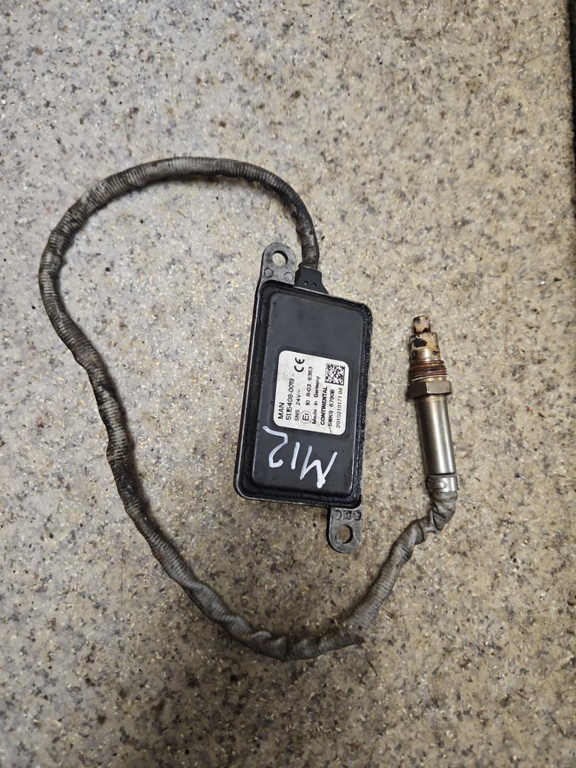 Датчик NOx MAN TGX 1 поколение 2018, 12.4 л., D 2676 LF 52, дизель, АКПП, белый, правый руль, 51154080019, 51154080012 - фото №1