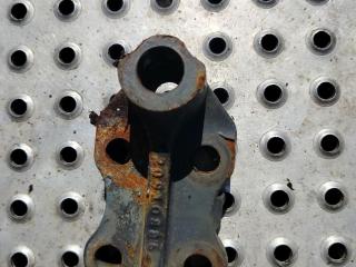 крепление амортизатора Volvo FH 3 поколение 2014, АКПП, белый, правый руль, 20910886