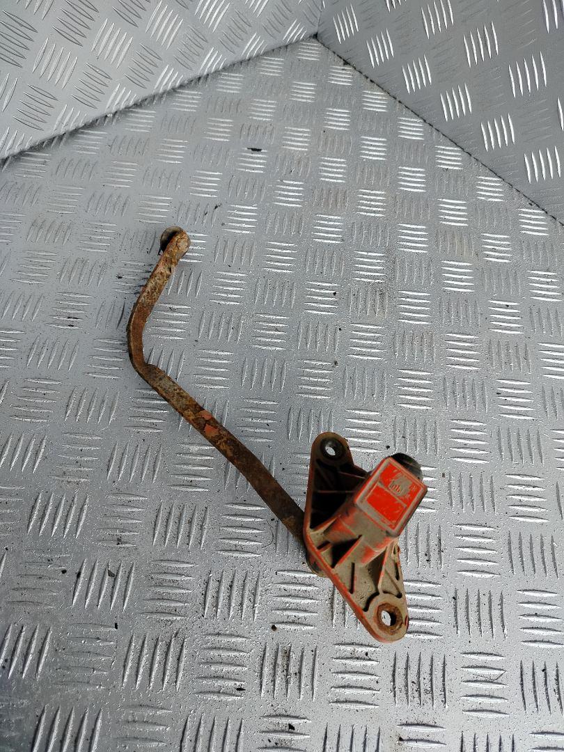 кран уровня подвески Volvo FH 3 поколение 2013, 12.8 л., D13C460, дизель, АКПП, красный, правый руль, 21643575, 22194741 - фото №1