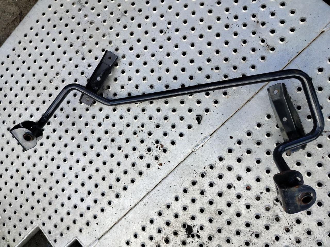 кронштейн (крепление) MAN TGX 1 поколение 2017, 12.4 л., D 2676 LF 52, дизель, АКПП, белый, правый руль - фото №1