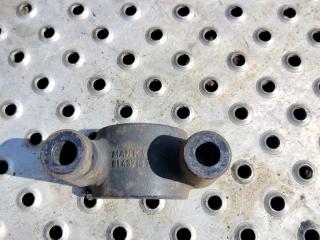 крепление стабилизатора / втулки стабилизатора MAN TGX 1 поколение 2017, 12.4 л., D 2676 LF 51, дизель, АКПП, белый, правый руль, 81437180059