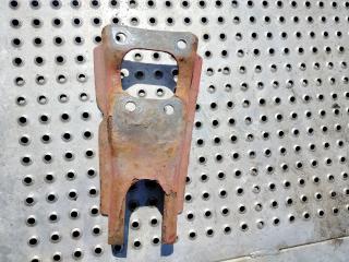 крепление амортизатора Volvo FH 3 поколение 2013, 12.8 л., D13C460, дизель, АКПП, красный, правый руль, 21507833, 21956064