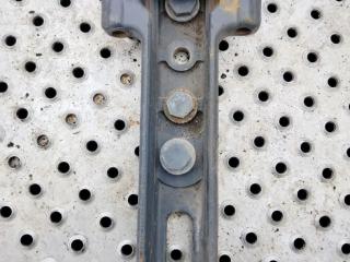 кронштейн глушителя Mercedes-Benz Actros 4 поколение (MP4) 2014, 12.8 л., OM 471.900, дизель, белый, правый руль, A9604912015, A9604911016