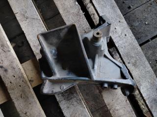 Крепление бампера переднего Scania R 3 поколение 2012, 12.7 л., DC 13.111, дизель, белый, грузовик, 1525694, 1482063