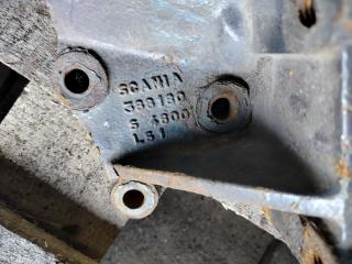 кронштейн крепления торсиона Scania R 3 поколение 2012, 12.7 л., DC 13.111, дизель, белый, грузовик, 388180