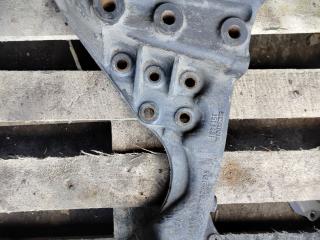 крепление бампера Scania R 3 поколение 2012, 12.7 л., DC 13.111, дизель, белый, грузовик, 1727270, 1511481