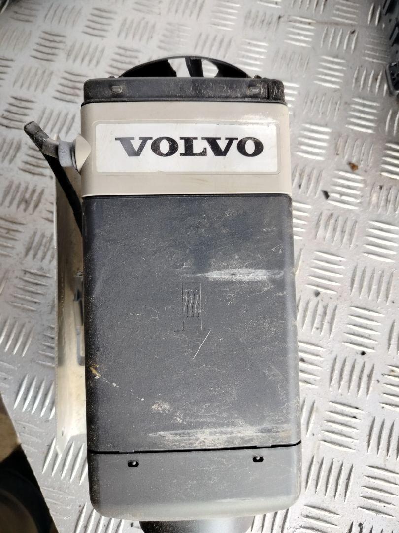 автономный отопитель (Webasto) Volvo FH 3 поколение 2013, 12.8 л., D13C460, дизель, АКПП, белый, правый руль, 84101639, 84178403, 23440197, 9019903 - фото №1