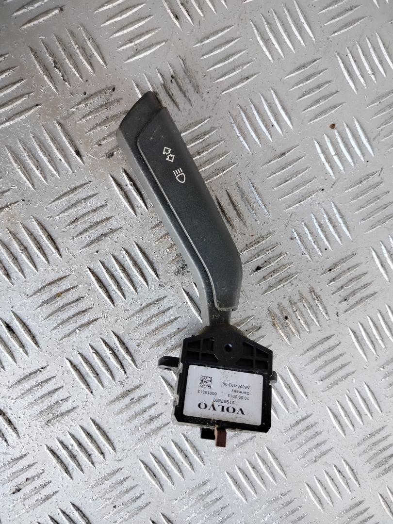 переключатель поворотов Volvo FH 3 поколение 2013, 12.8 л., D13C460, дизель, АКПП, белый, правый руль, 21967897, 22849497, 22943668 - фото №1